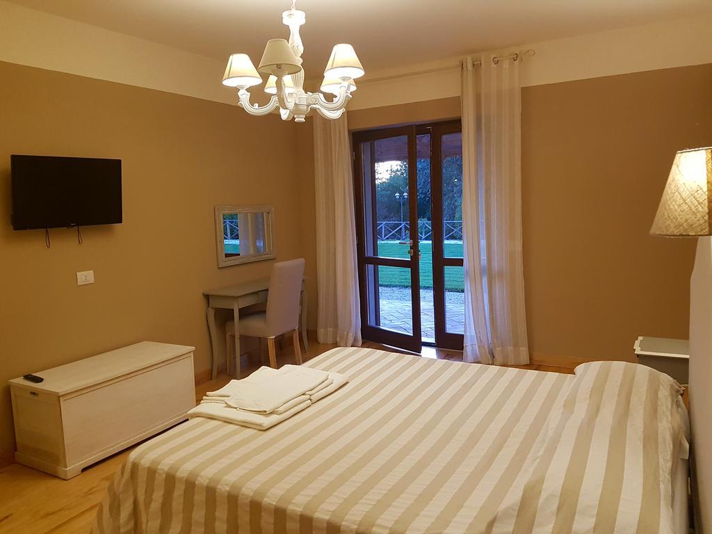 Agriturismo Podere S. Croce Сатурнія Екстер'єр фото