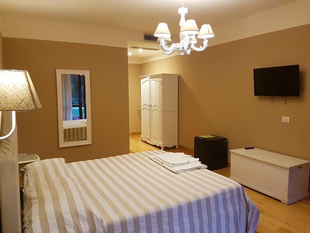 Agriturismo Podere S. Croce Сатурнія Екстер'єр фото